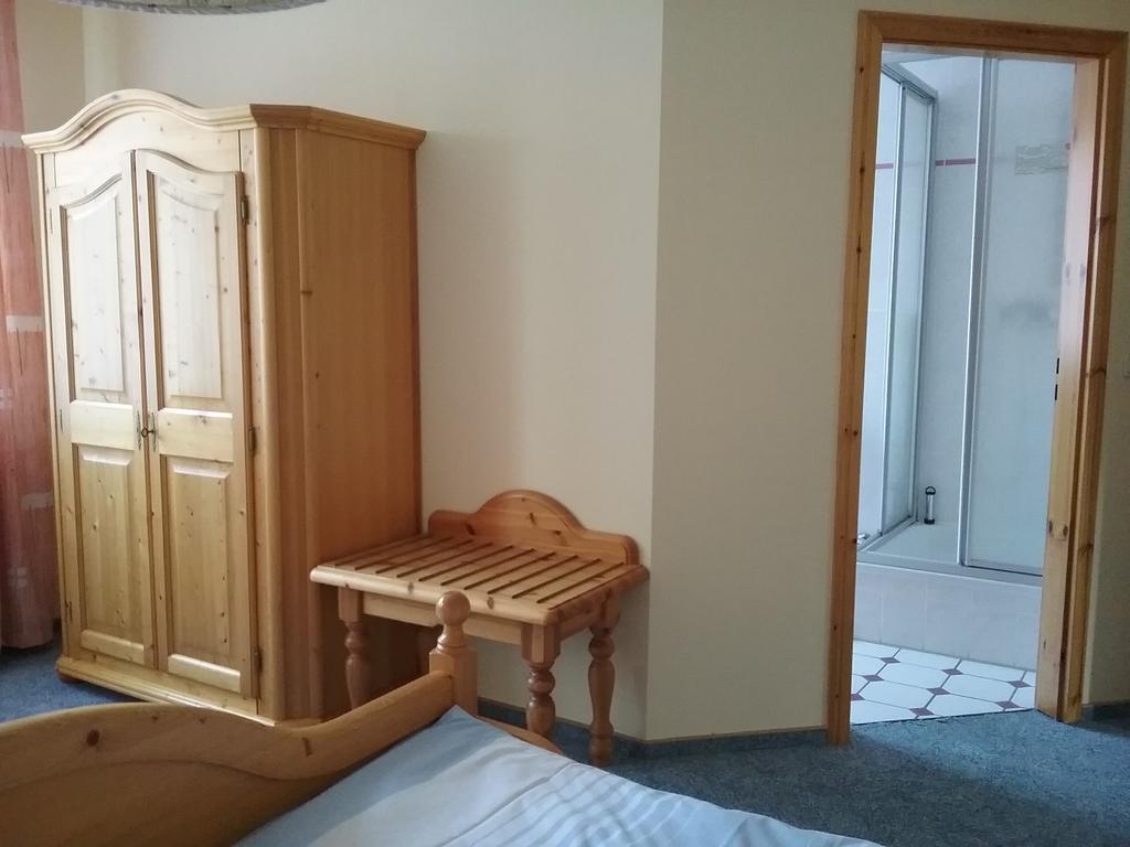 Gastezimmer - Campingplatz Am Muhlenbach 索尔陶 外观 照片